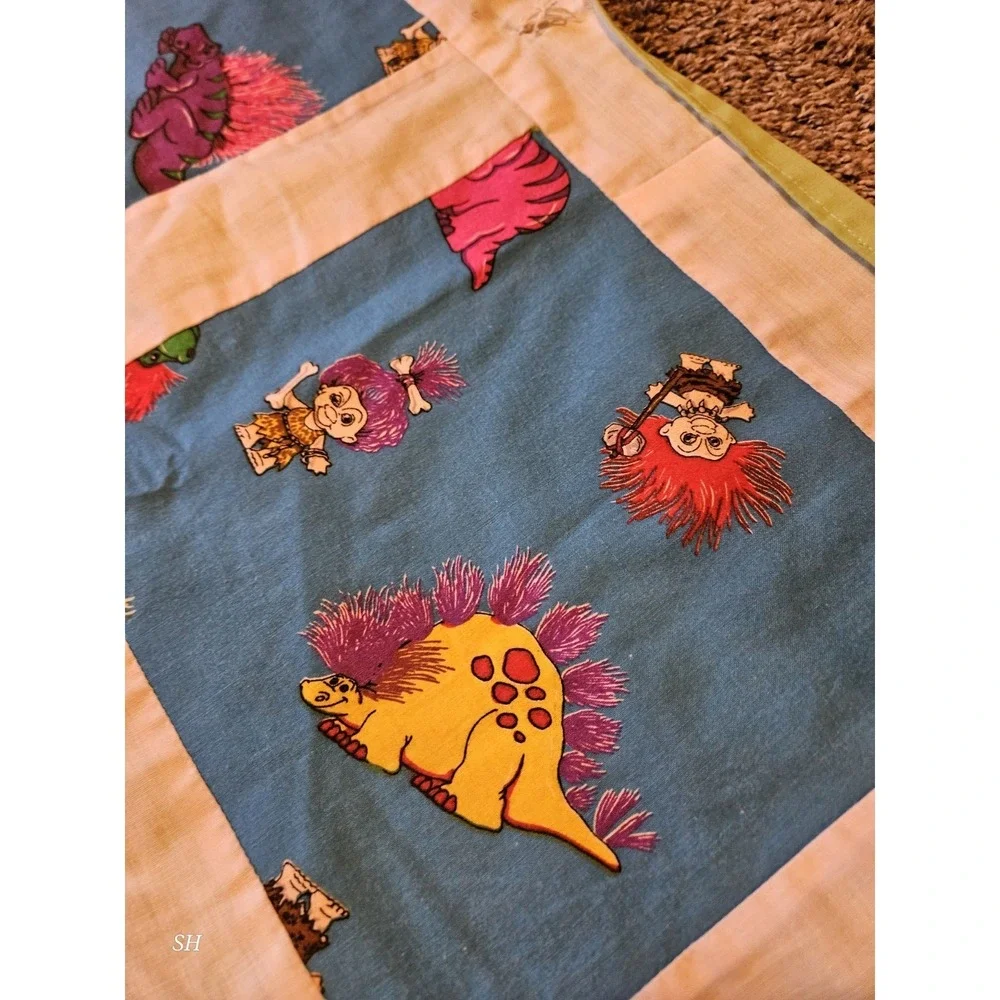 Vintage Trolls Quilt‎ Handmade Patchwork Blanket Retro 90s Kids Throw Colorful